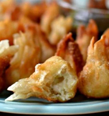 Cream Cheese Wontons with Chicken and Pepper Jack