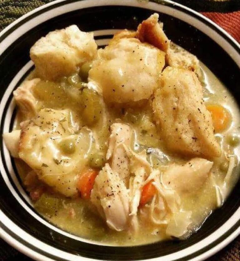 The Comforting Classic Slow Cooker Chicken and Dumplings