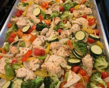 HEALTHY ROASTED CHICKEN AND VEGGIES