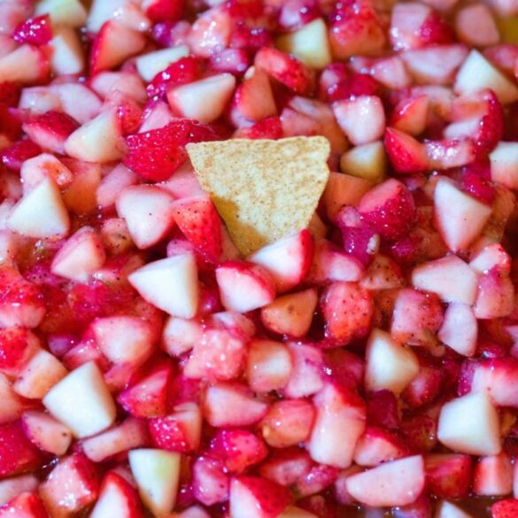 Fruit Salsa with Cinnamon Chips