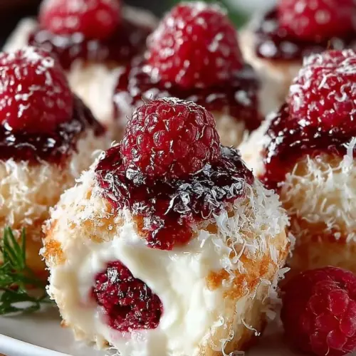 Raspberry Cream Cheese Bites topped with fresh raspberries